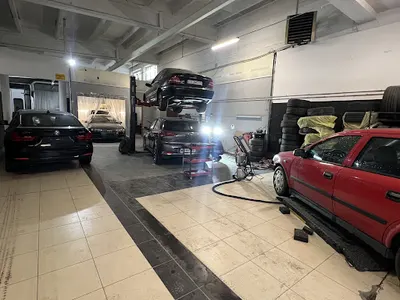 AUTO SERWIS.Blacharstwo-Lakiernictwo. Wulkanizacja.Klimatyzacja.